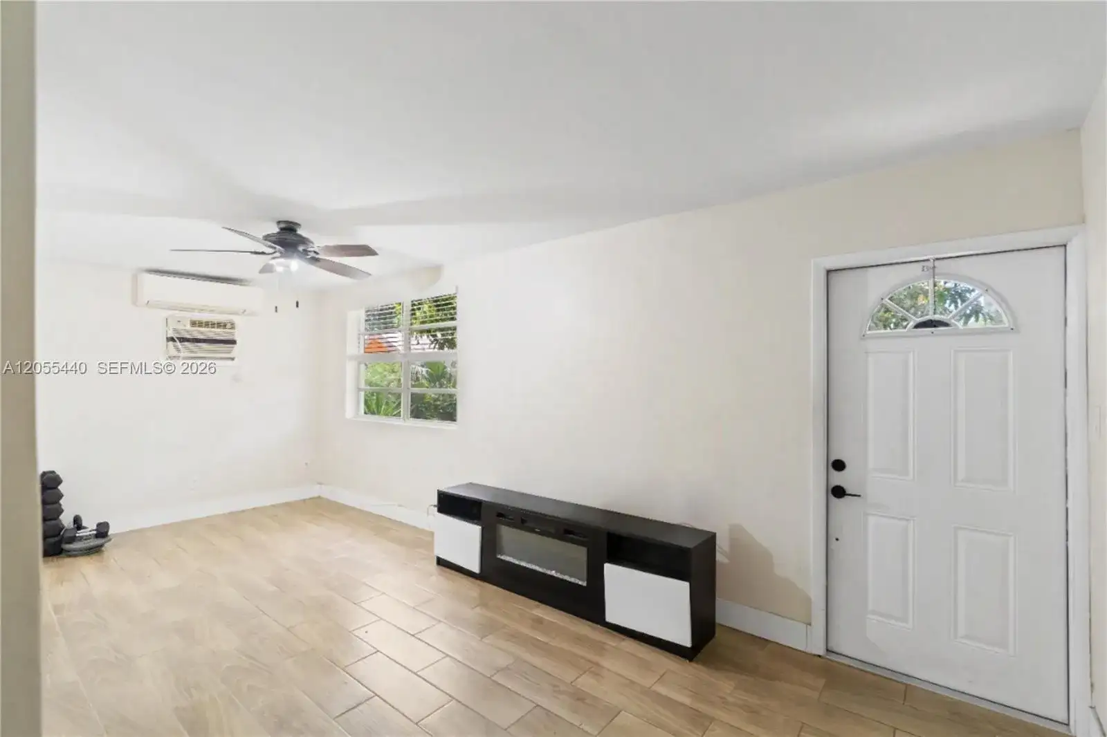 6109 SW 40th Ct, Miramar FL 33023 photo 3