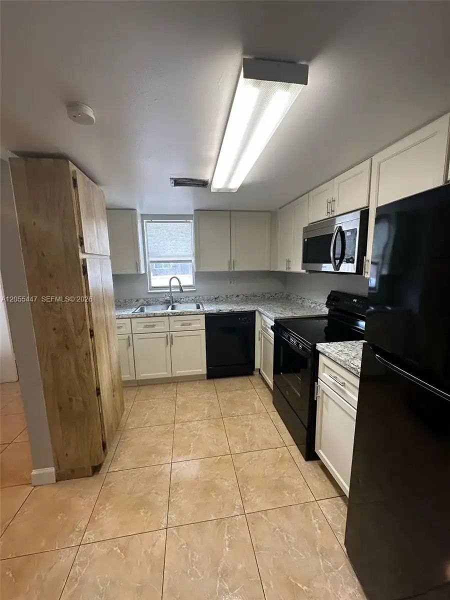 4159 SW 66th Ln # 120, Davie FL 33314 photo 4