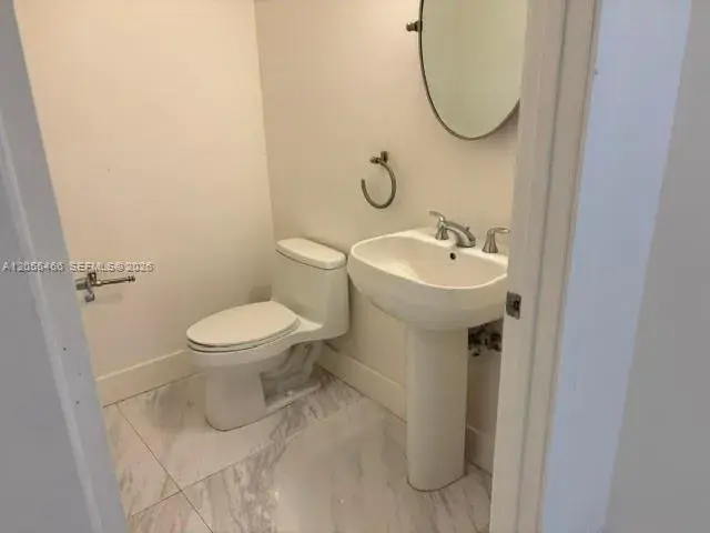 1050 Brickell Ave # 1520, Miami FL 33131