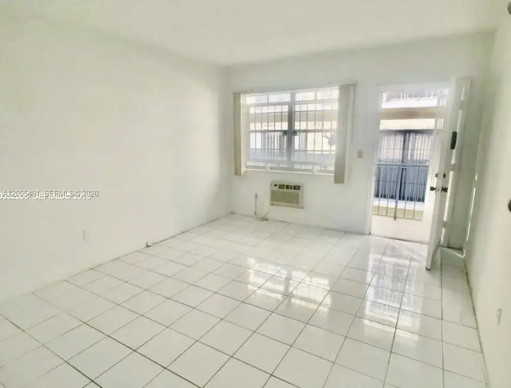 4015 Indian Creek Dr # 306, Miami Beach FL 33140 photo 3