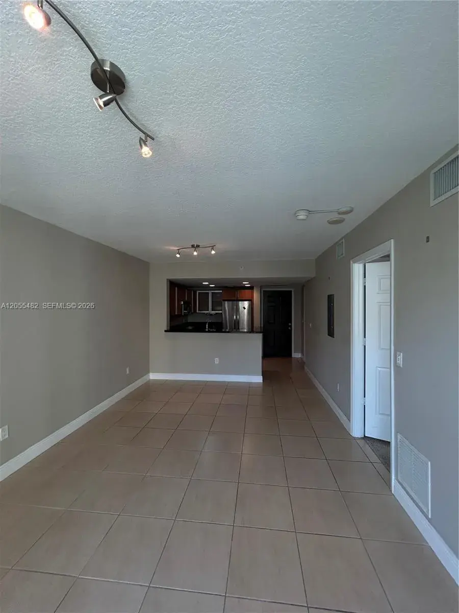 610 Clematis St # 511, West Palm Beach FL 33401 photo 3