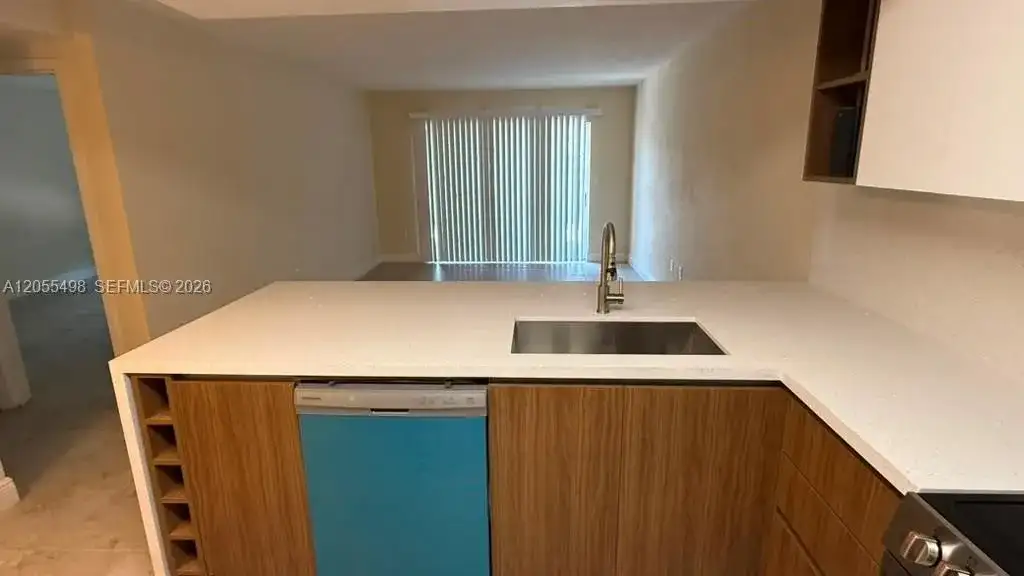 5000 NW 79 AV # 113, Doral FL 33166 photo 2