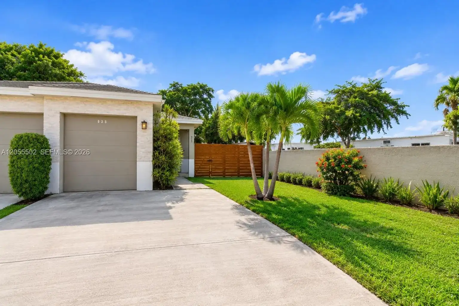 935 NW 2nd Ave, Fort Lauderdale FL 33311 photo 3