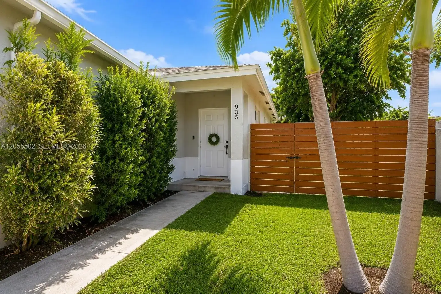 935 NW 2nd Ave, Fort Lauderdale FL 33311 photo 4