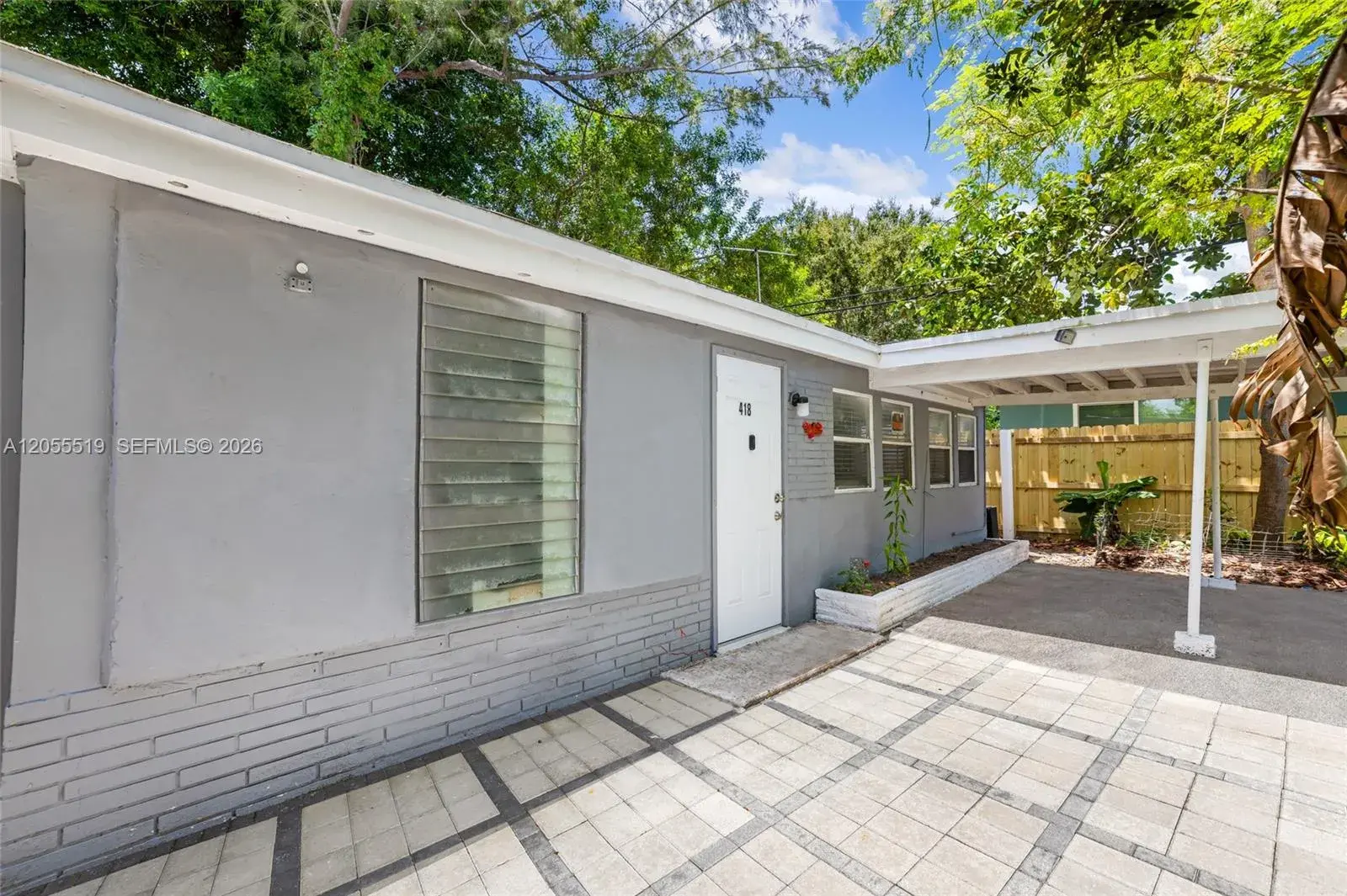 418 S 24th Ave, Hollywood FL 33020