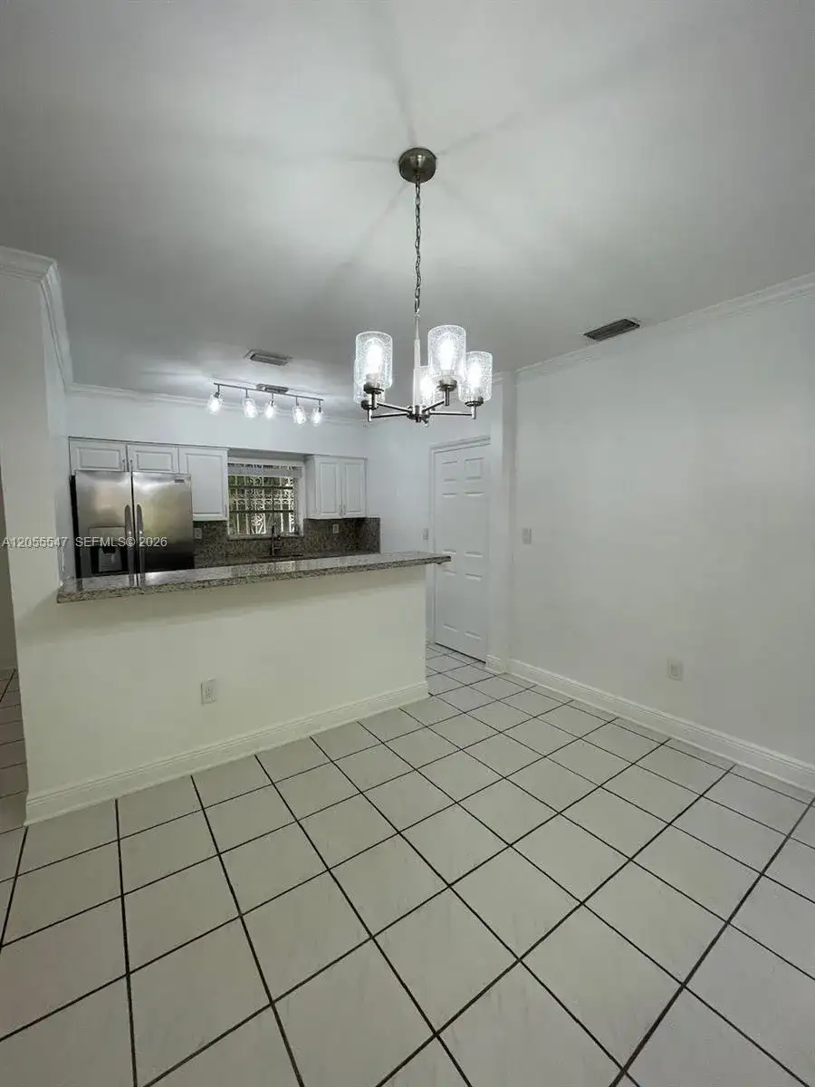 828 Lorca St, Coral Gables FL 33134 photo 4