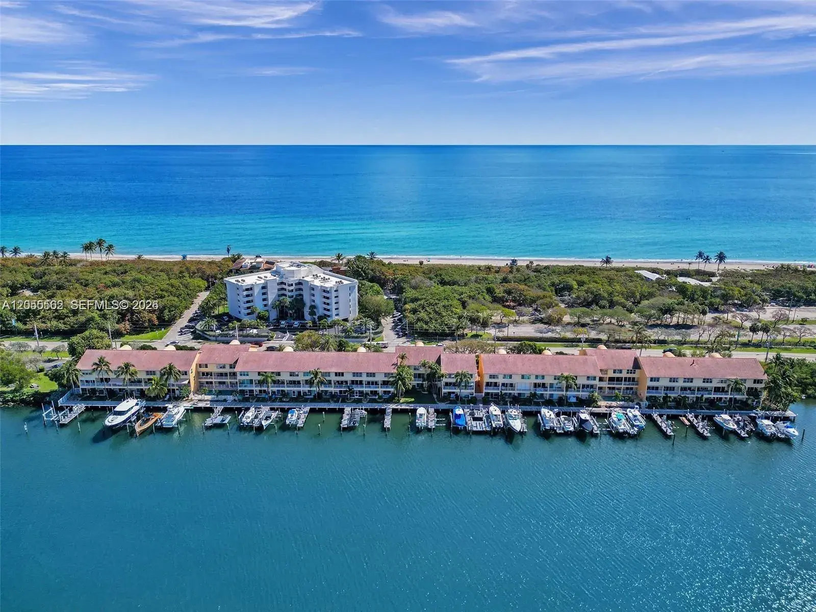 4234 N Ocean Dr, Hollywood FL 33019