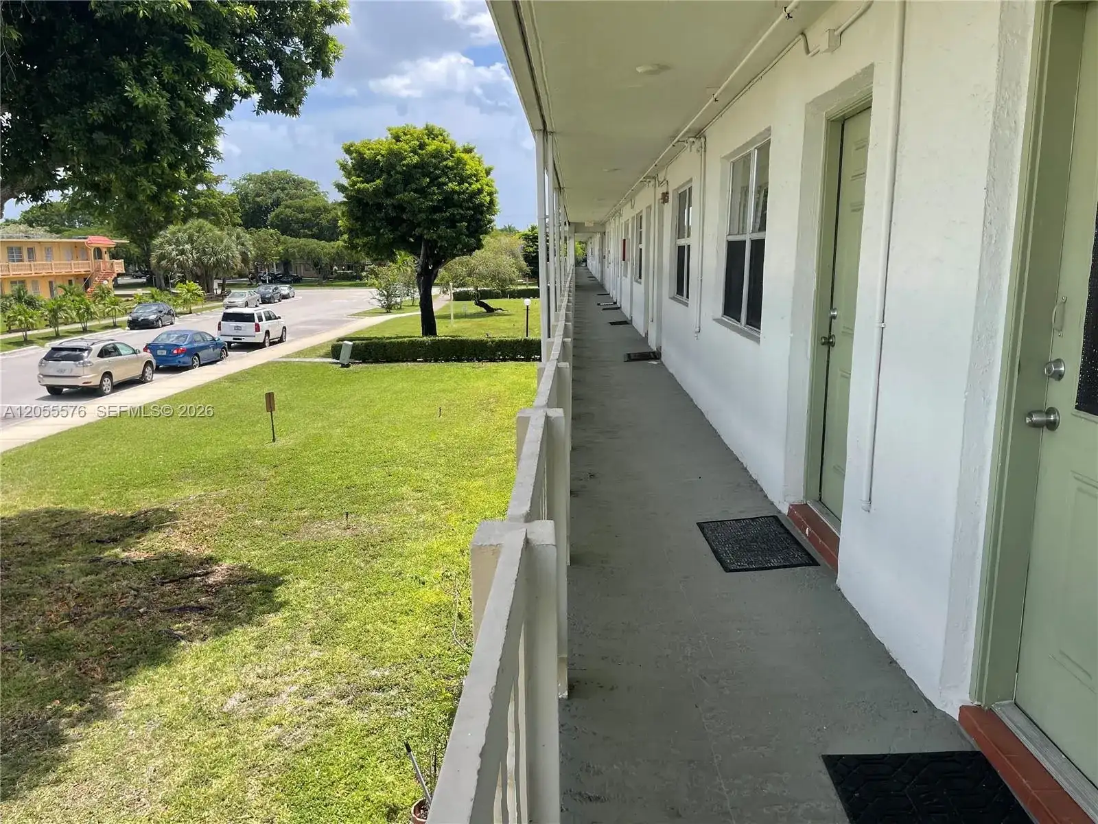 130 NE 202nd Ter # S31, Miami Gardens FL 33179 photo 2