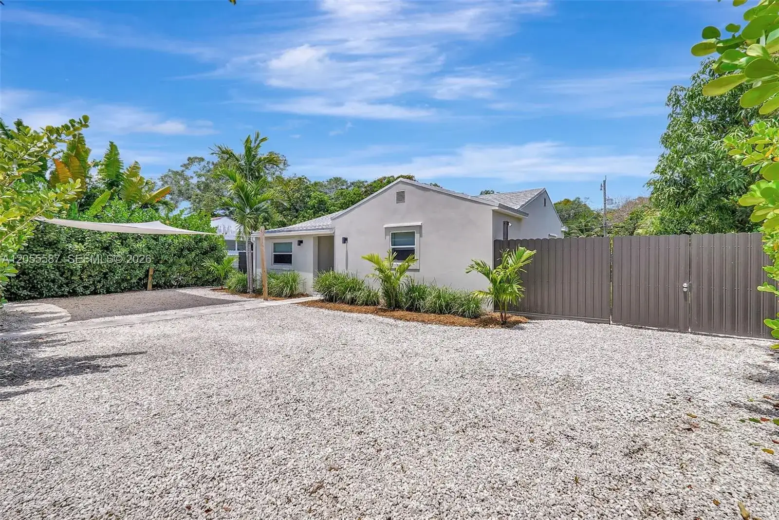 1581 NE 131 Rd, North Miami FL 33161 photo 2