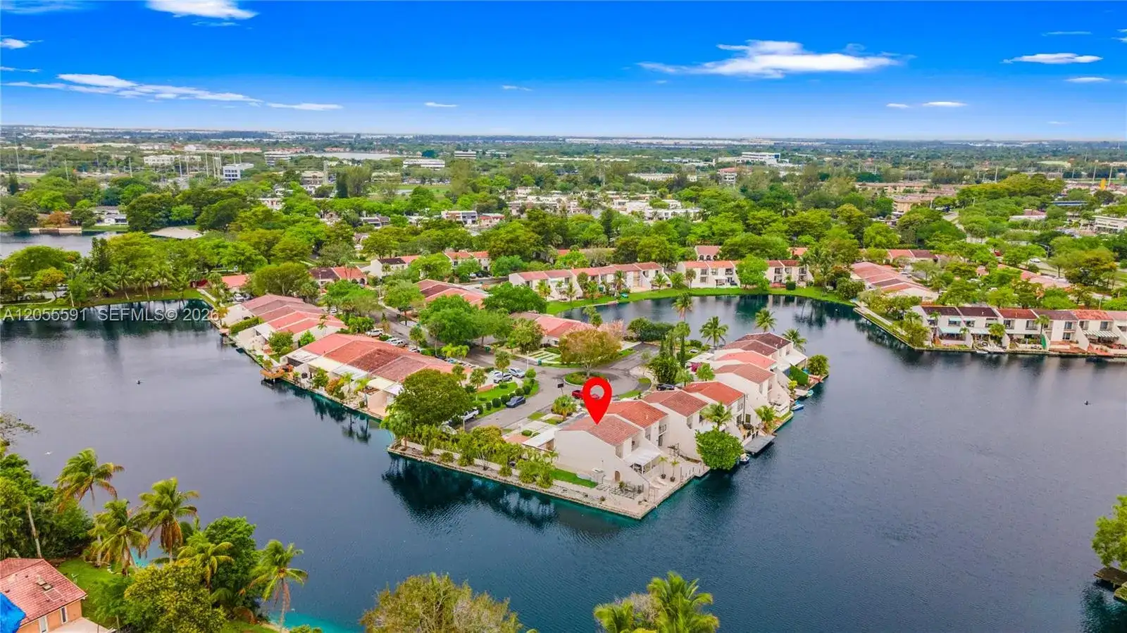 7282 Jacaranda Ln, Miami Lakes FL 33014 photo 3