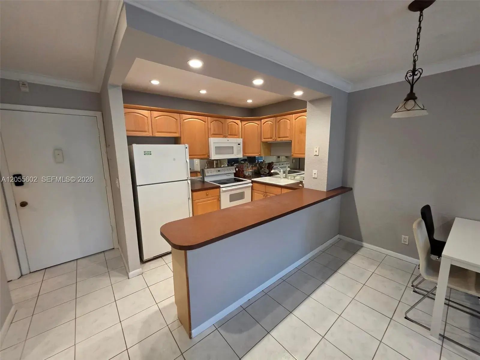 1520 Mckinley St # 105E, Hollywood FL 33020