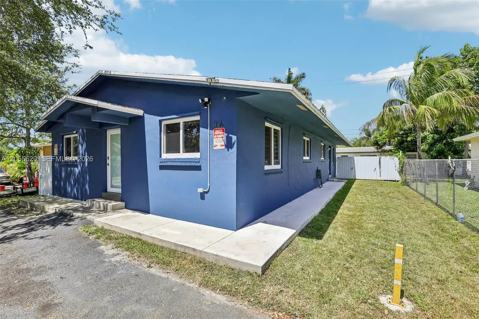 316 N 61st Ave, Hollywood FL 33024