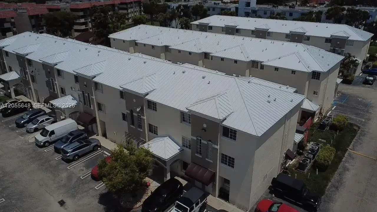 12015 SW 14 ST # C, Miami FL 33184 photo 2