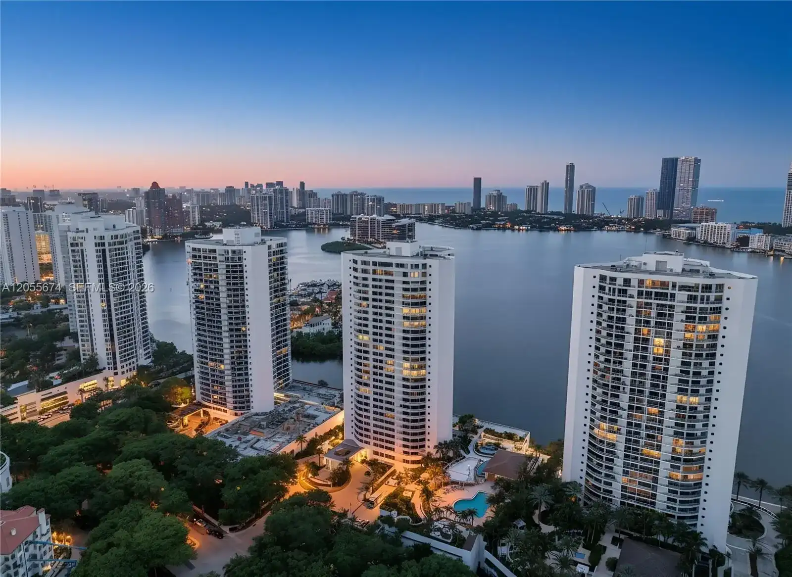3000 Island Blvd # 505, Aventura FL 33160
