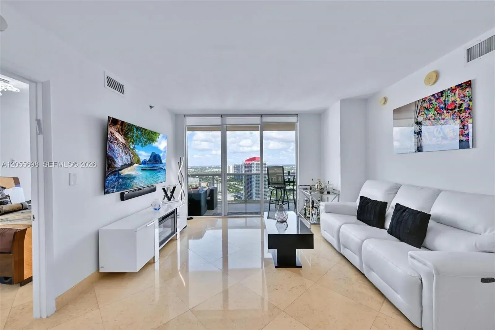 1850 S Ocean Dr # 3207, Hallandale Beach FL 33009