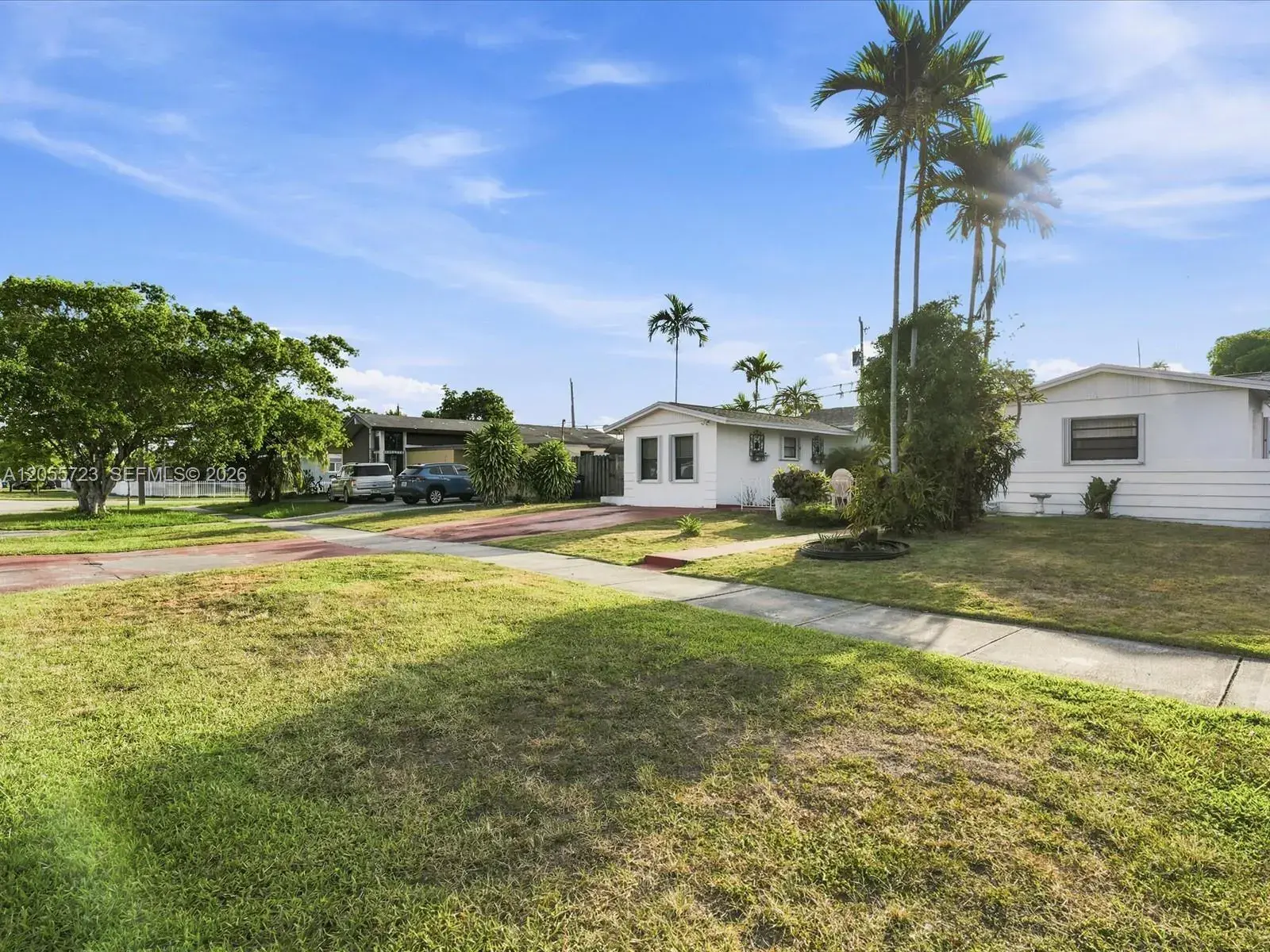 16621 SW 102nd Ave, Miami FL 33157