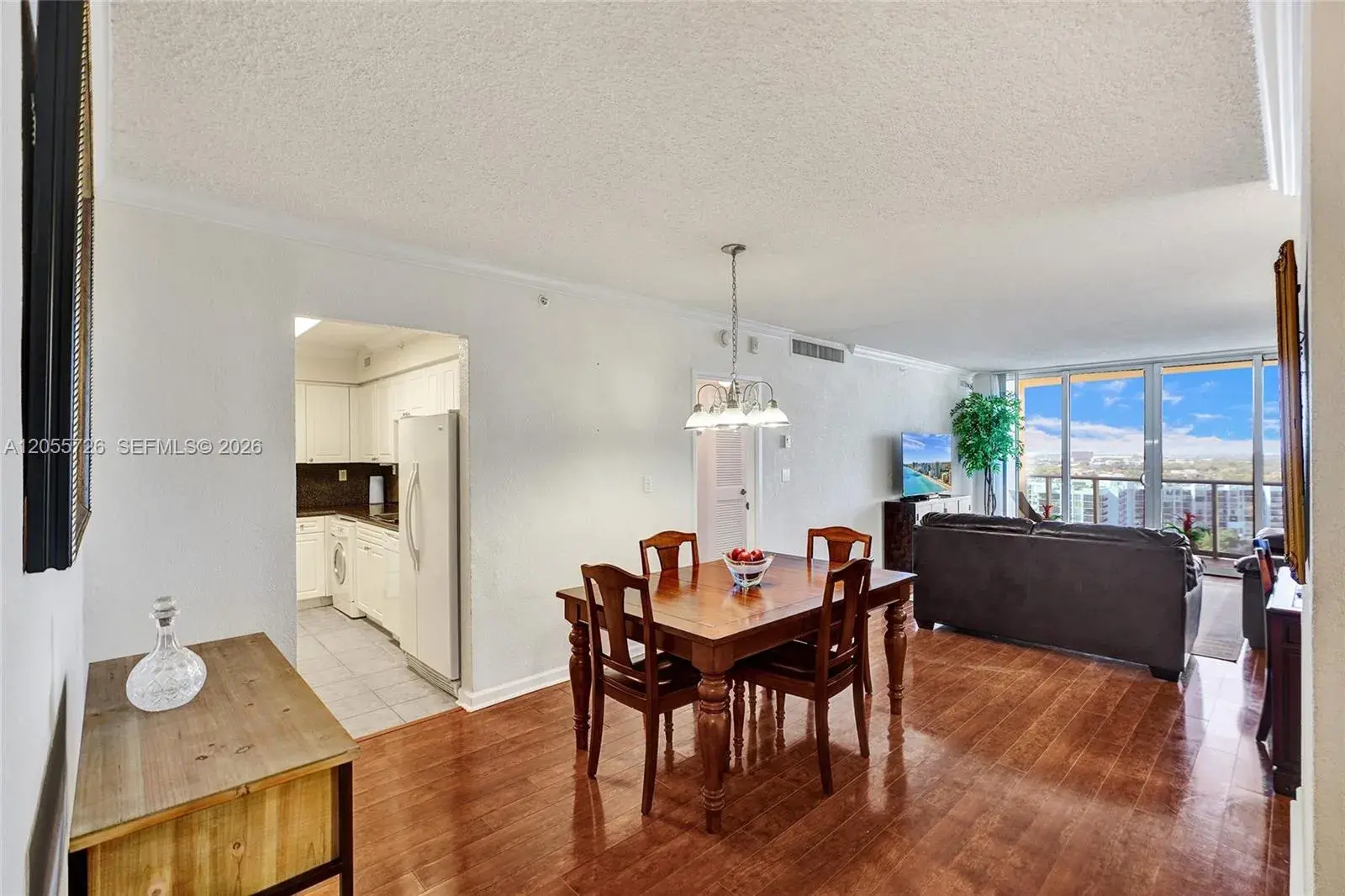 2501 S Ocean Dr, Hollywood FL 33019