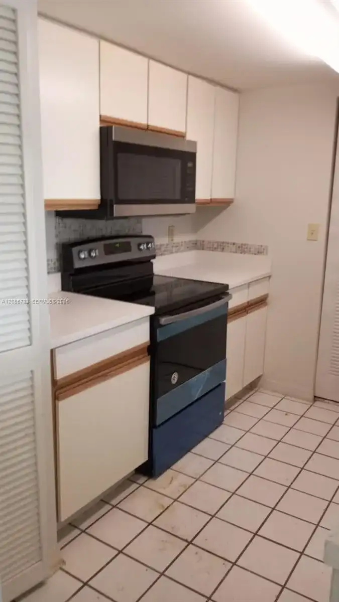 9901 Westview Dr # 315, Coral Springs FL 33076