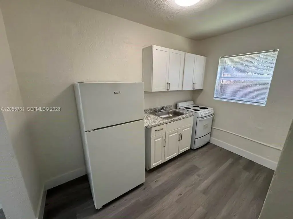 3669 Thomas Ave # 6, Miami FL 33133
