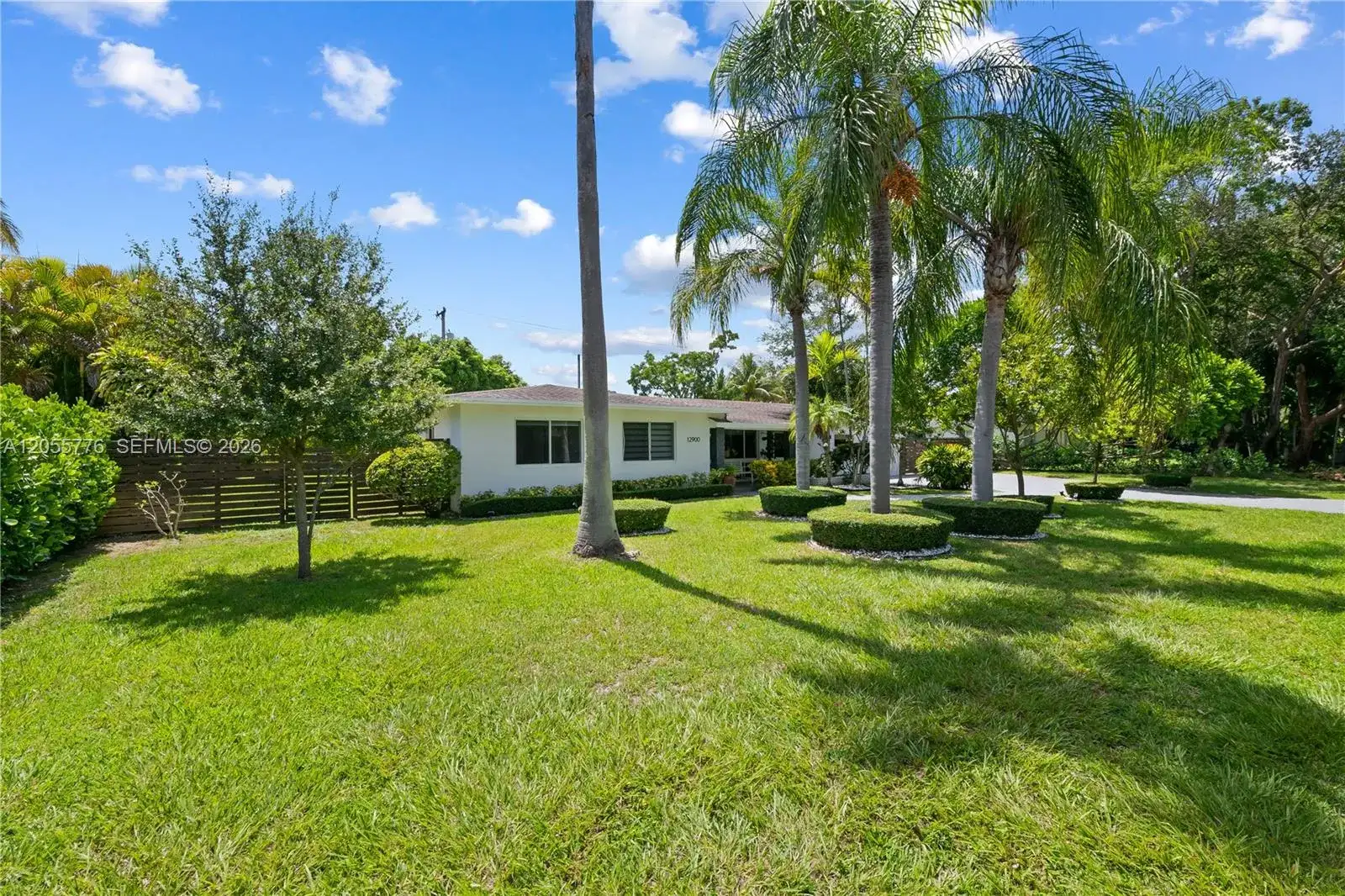 12900 SW 82nd Pl, Pinecrest FL 33156 photo 3