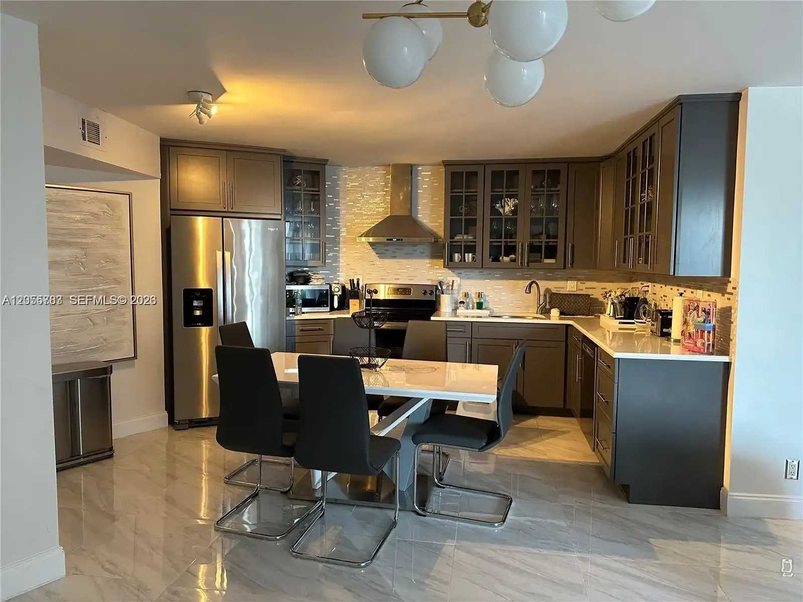 800 Parkview Dr # 412, Hallandale Beach FL 33009