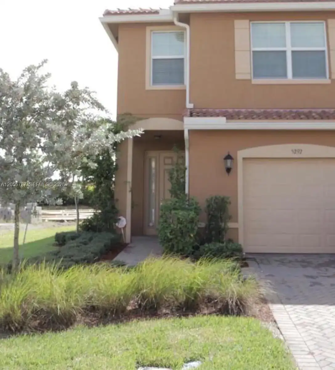 5292 Palm Colony Dr # 5292, Lake Worth FL 33463 photo 2