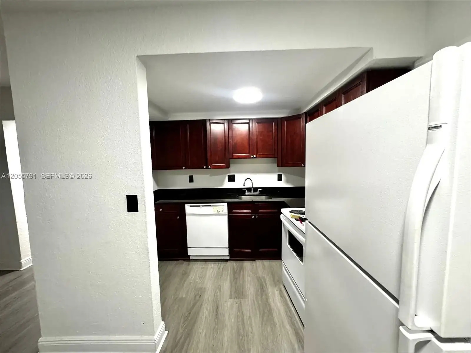 1525 NE 135th St # 03, North Miami FL 33161 photo 2