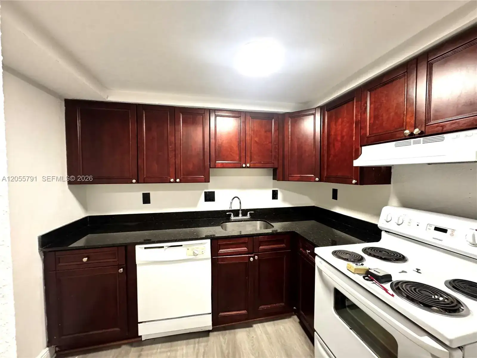 1525 NE 135th St # 03, North Miami FL 33161 photo 3
