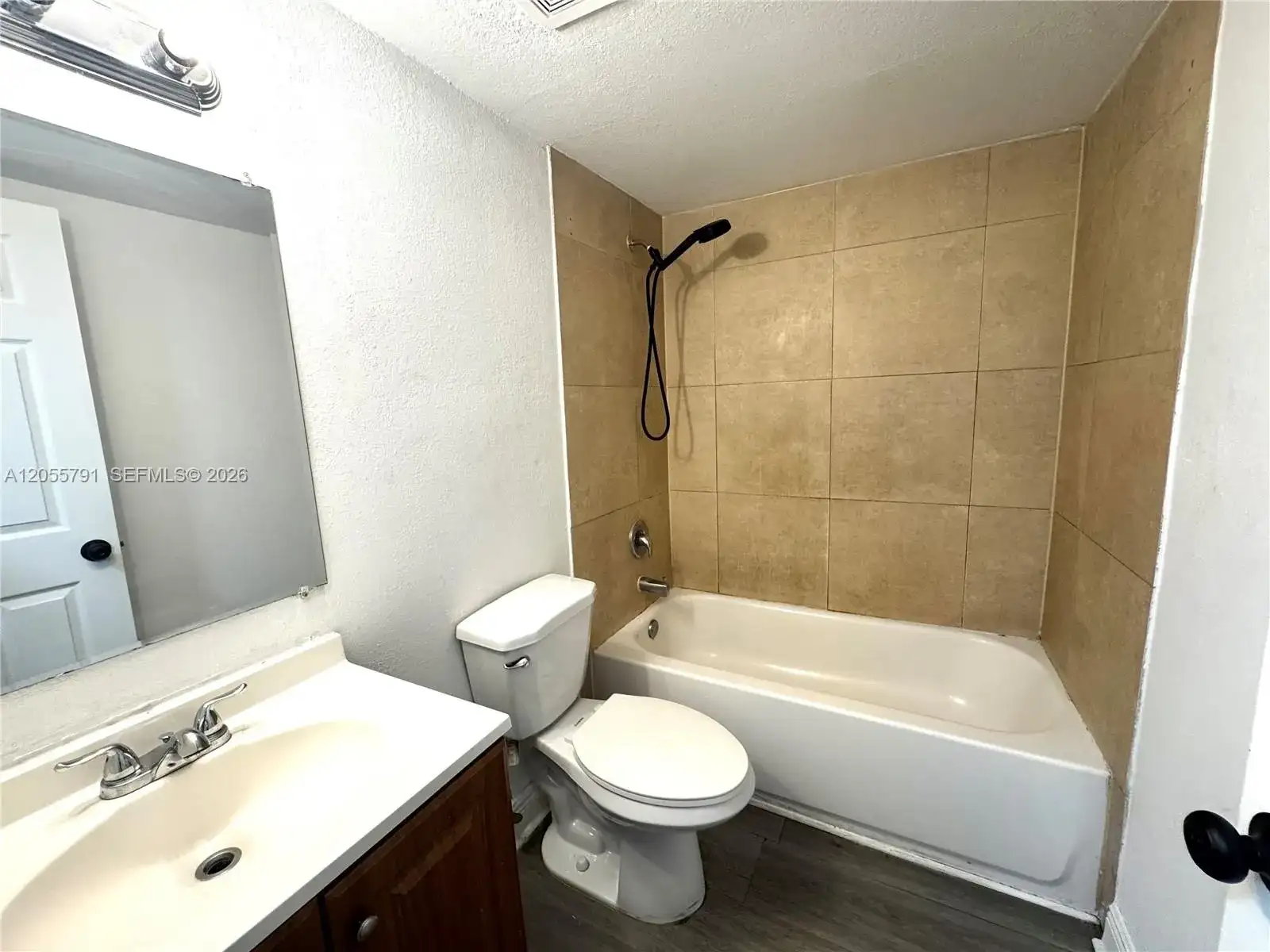 1525 NE 135th St # 03, North Miami FL 33161 photo 5