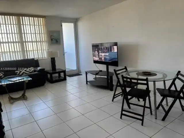 100 Lincoln Rd # 1030, Miami Beach FL 33139 photo 3