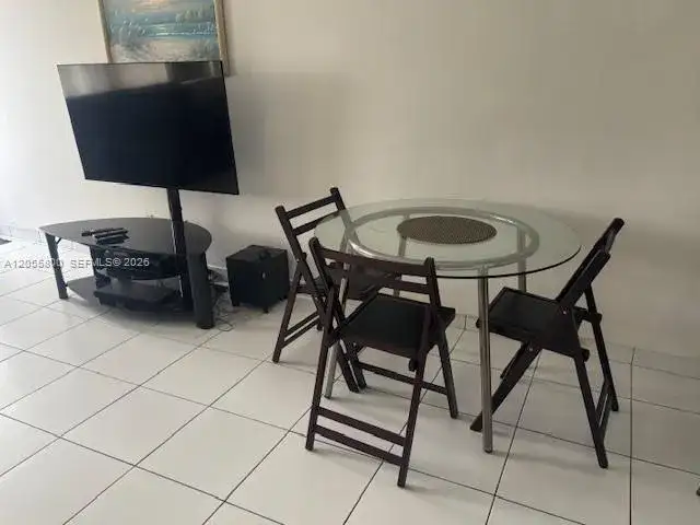 100 Lincoln Rd # 1030, Miami Beach FL 33139 photo 4