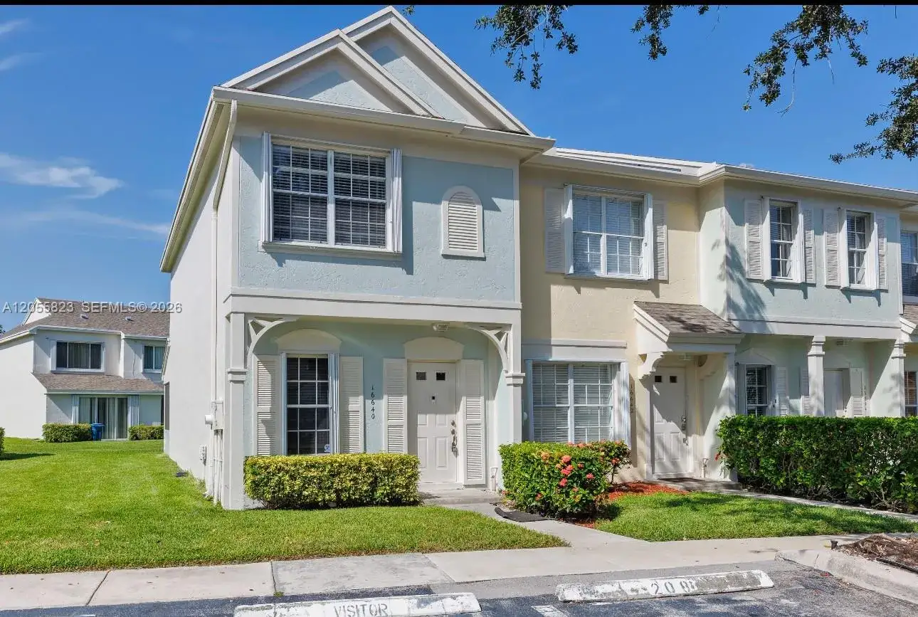 16640 Hemingway Dr # 16640, Weston FL 33326