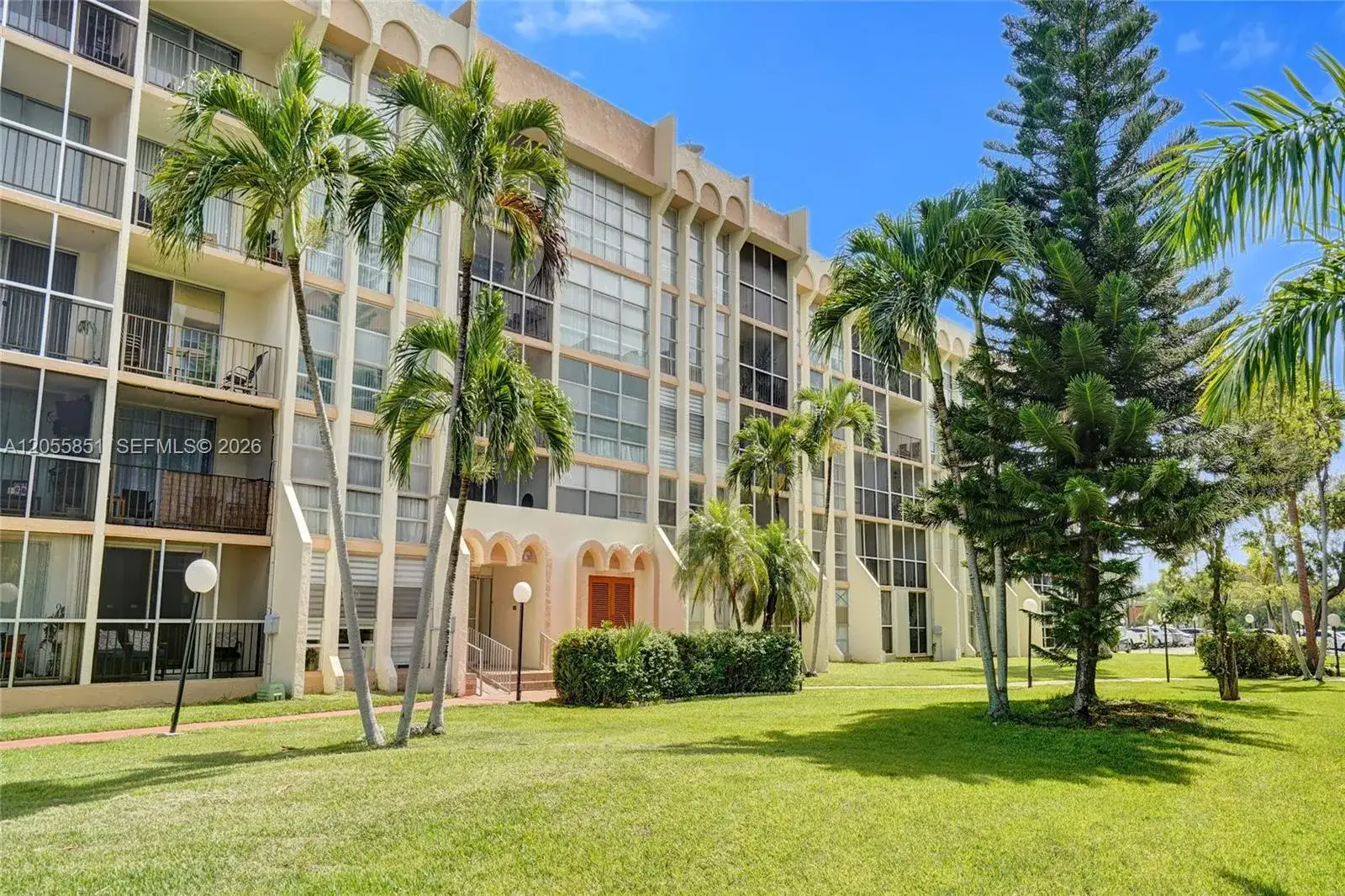 2000 Atlantic Shores Blvd # 207, Hallandale Beach FL 33009 photo 2