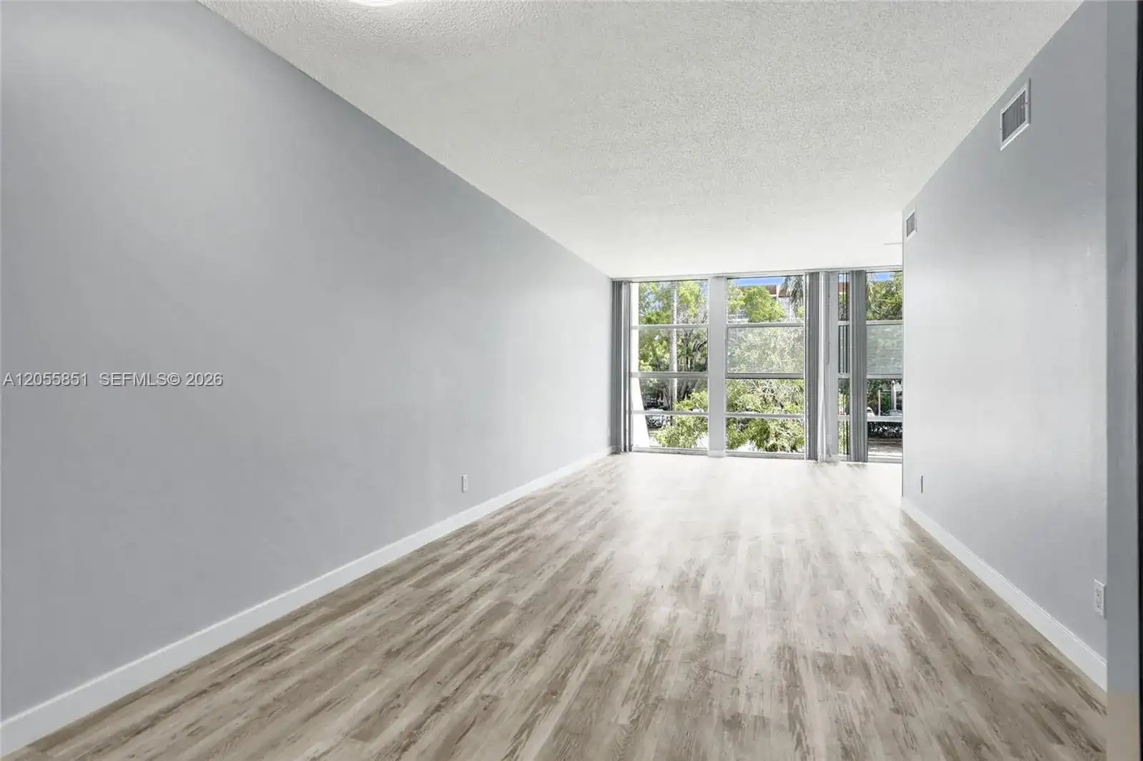 2000 Atlantic Shores Blvd # 207, Hallandale Beach FL 33009 photo 3