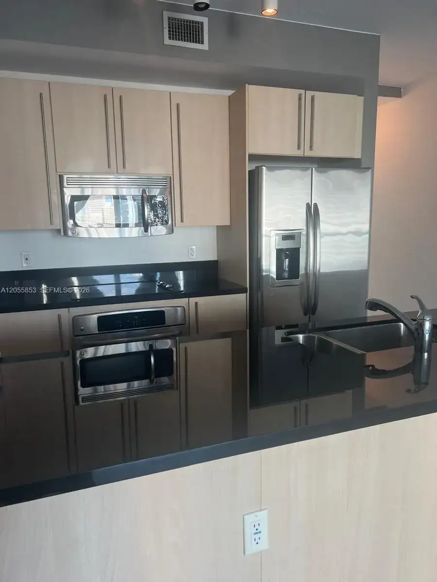 79 SW 12th St, Miami FL 33130 photo 5