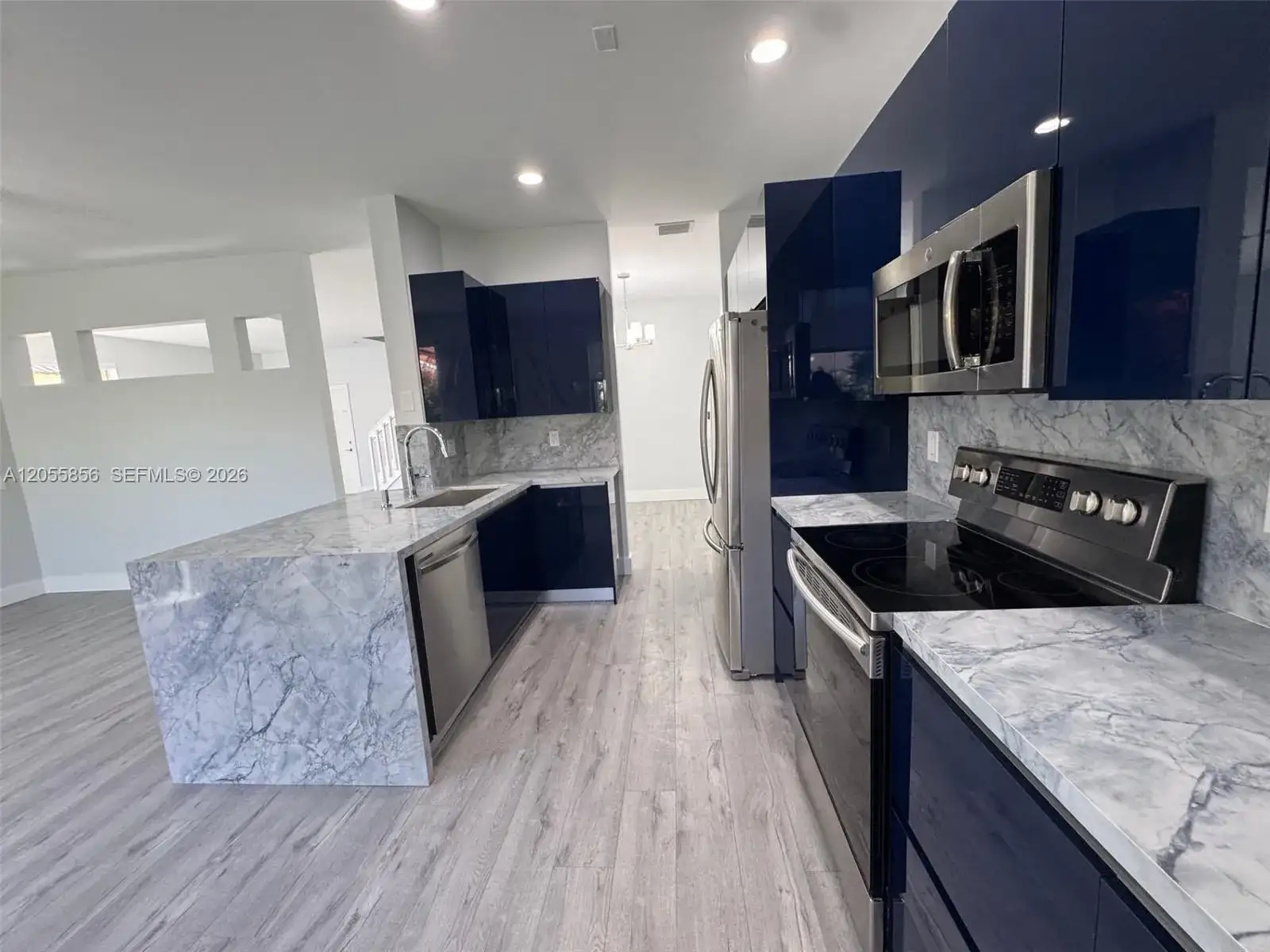 4319 Greenbriar Ln, Weston FL 33331 photo 2