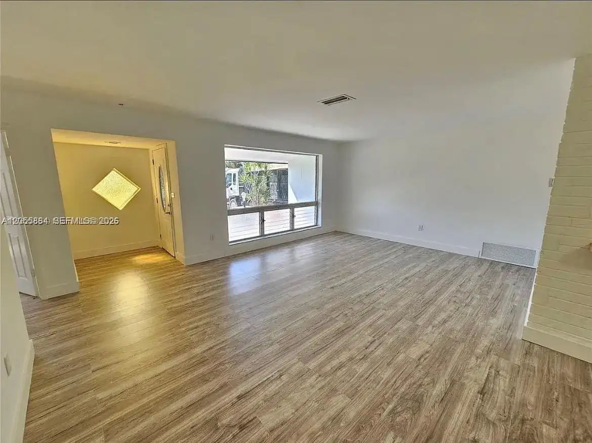 7251 Harbour # 0, Miramar FL 33023 photo 3