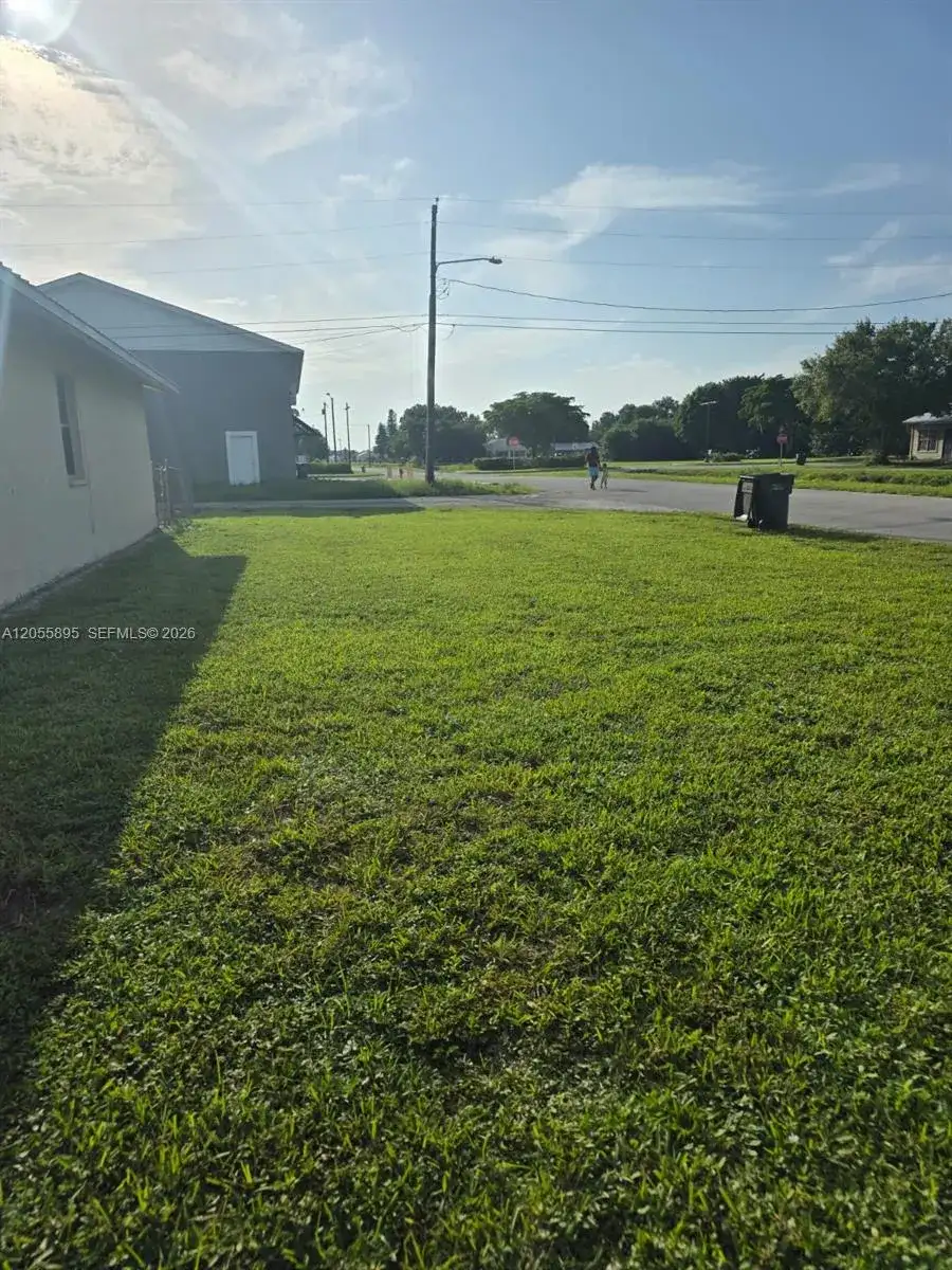 00 W Alverdez Ave, Other City - In The State Of Florida FL 33440 photo 2
