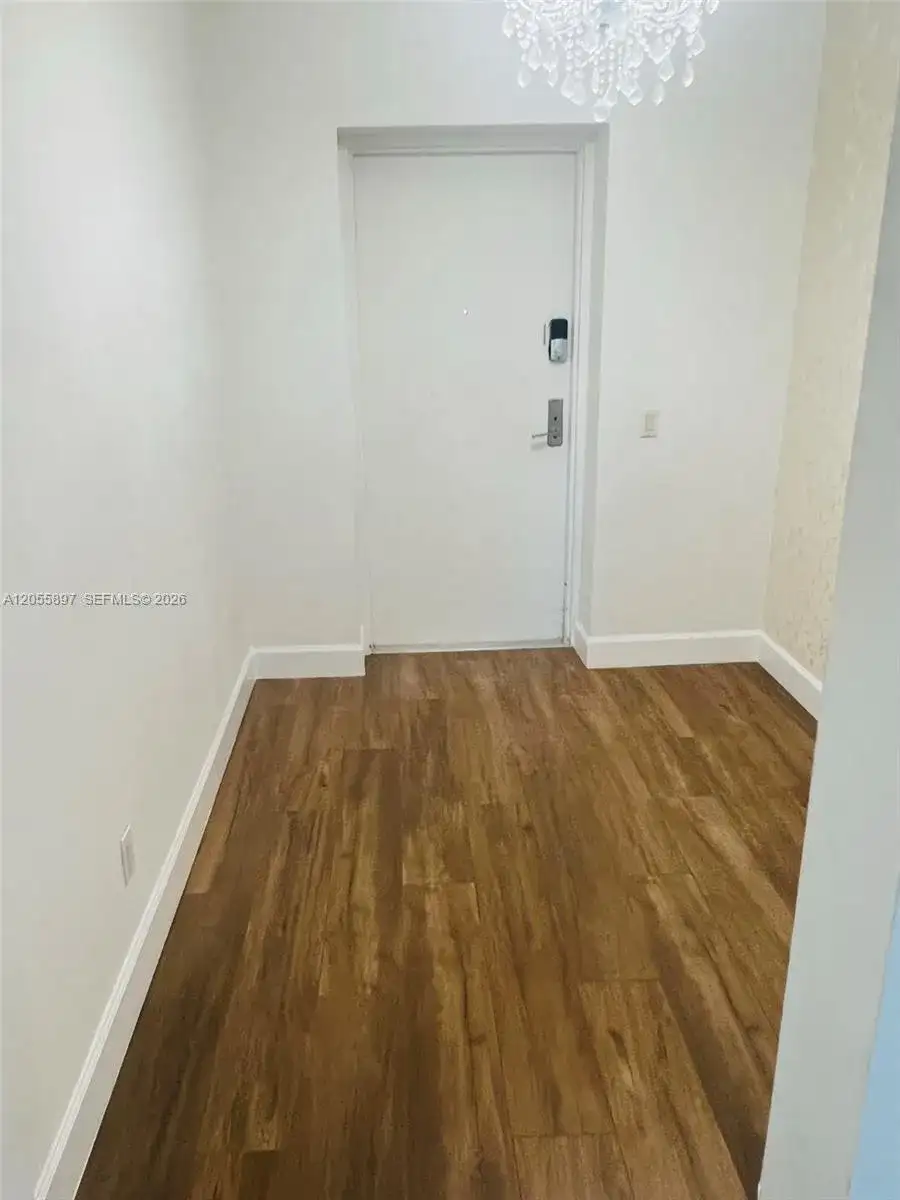 14951 Royal Oaks Ln # 409, North Miami FL 33181 photo 4