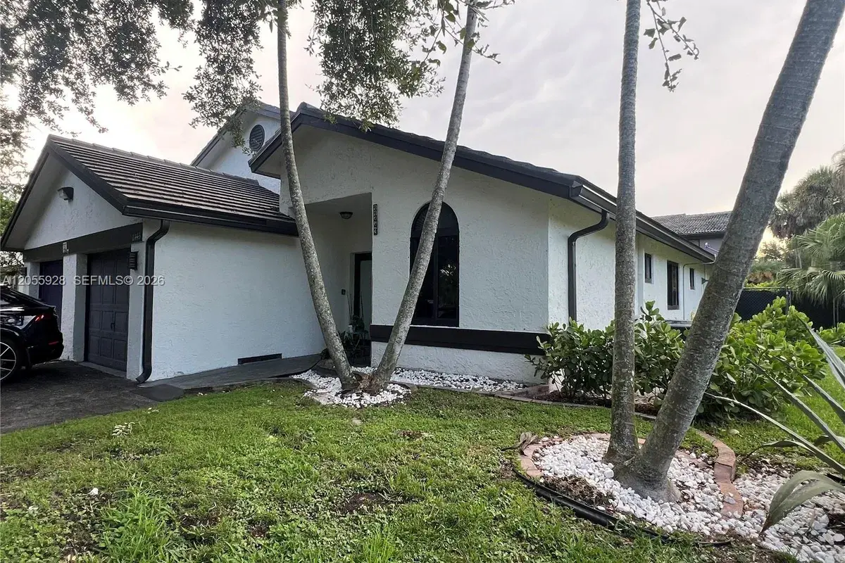11441 NW 43rd St, Coral Springs FL 33065