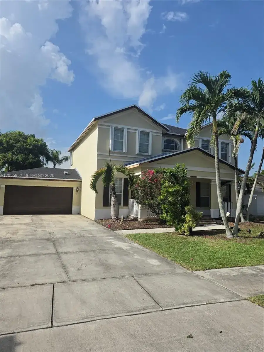 12745 SW 204th Ln, Miami FL 33177 photo 2