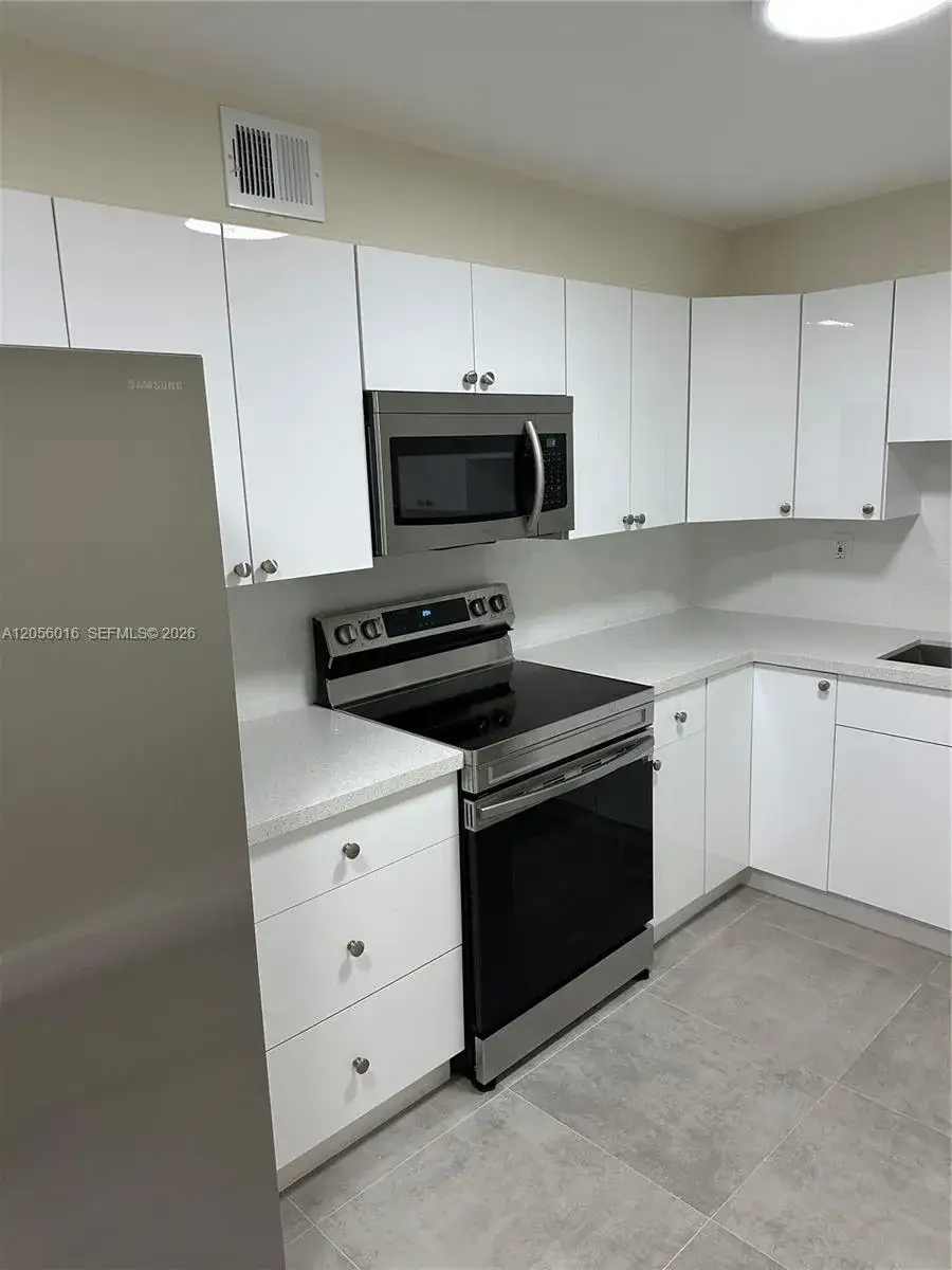 10090 NW 80th Ct # 1421, Hialeah Gardens FL 33016