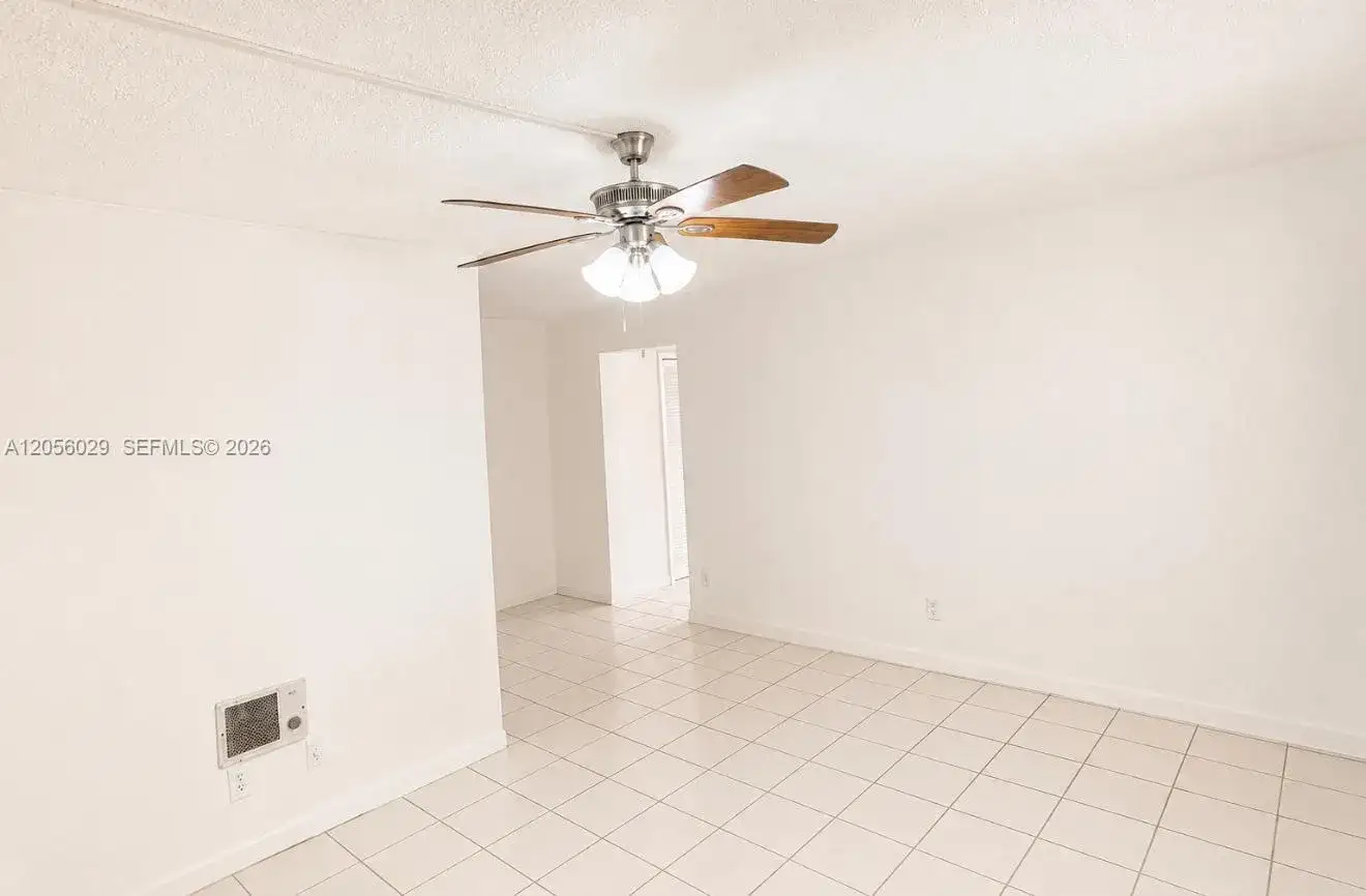 2799 E 4th Ave # 7, Hialeah FL 33013 photo 2