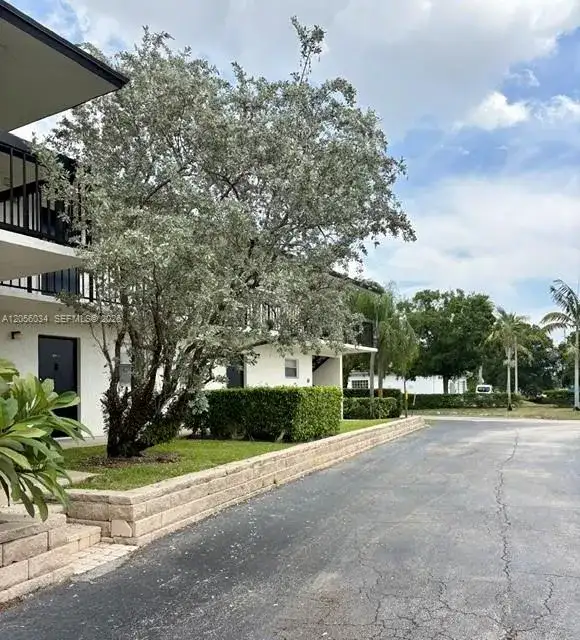 2755 W Atlantic Ave # 103A, Delray Beach FL 33445 photo 2