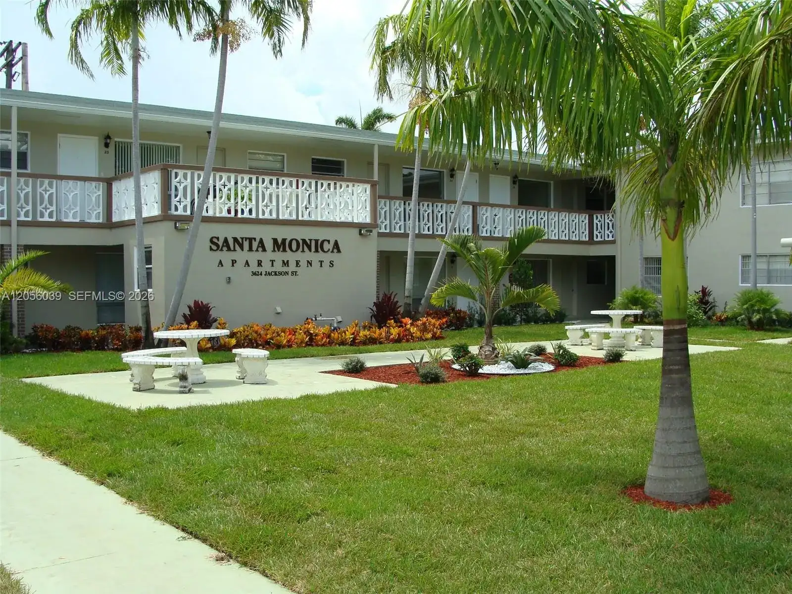 3624 Jackson St # 21, Hollywood FL 33021 photo 2
