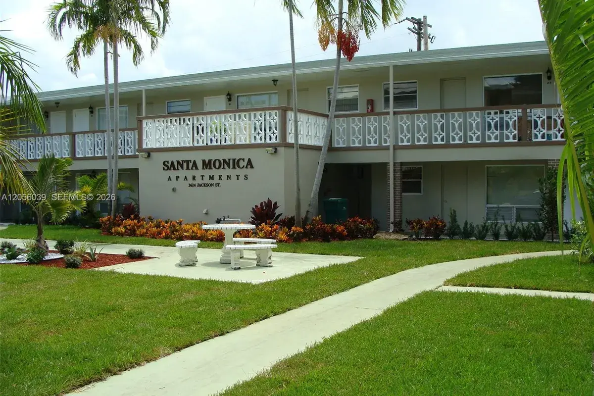 3624 NE Jackson St # 21, Hollywood FL 33021