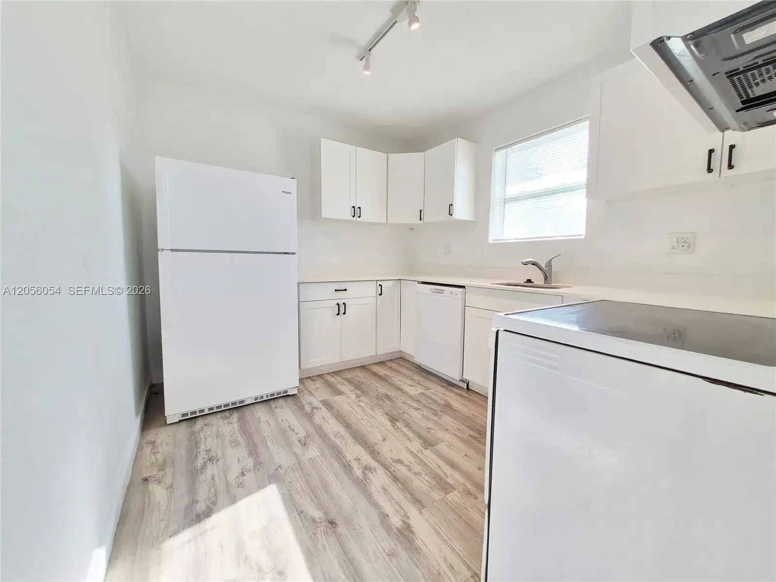 1922 NW 1st St # 1, Miami FL 33125 photo 5
