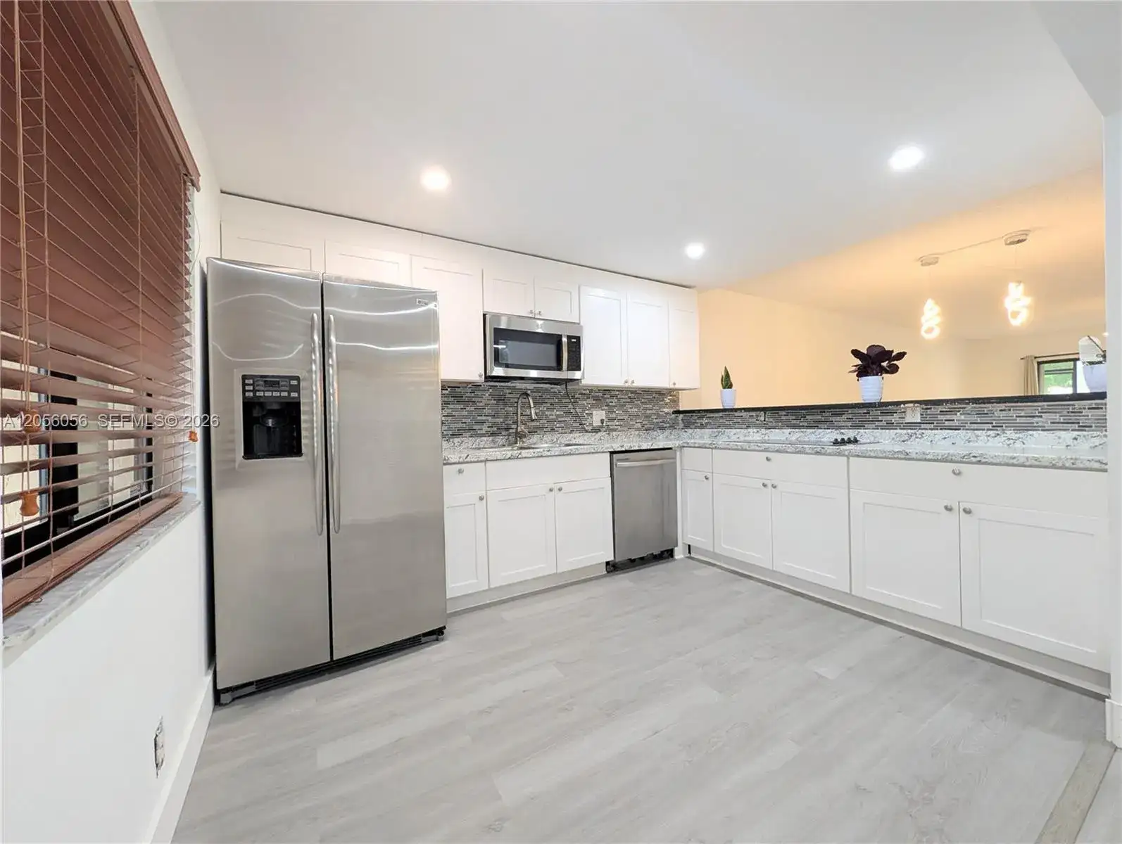 310 Lakeview Dr # 105, Weston FL 33326 photo 4
