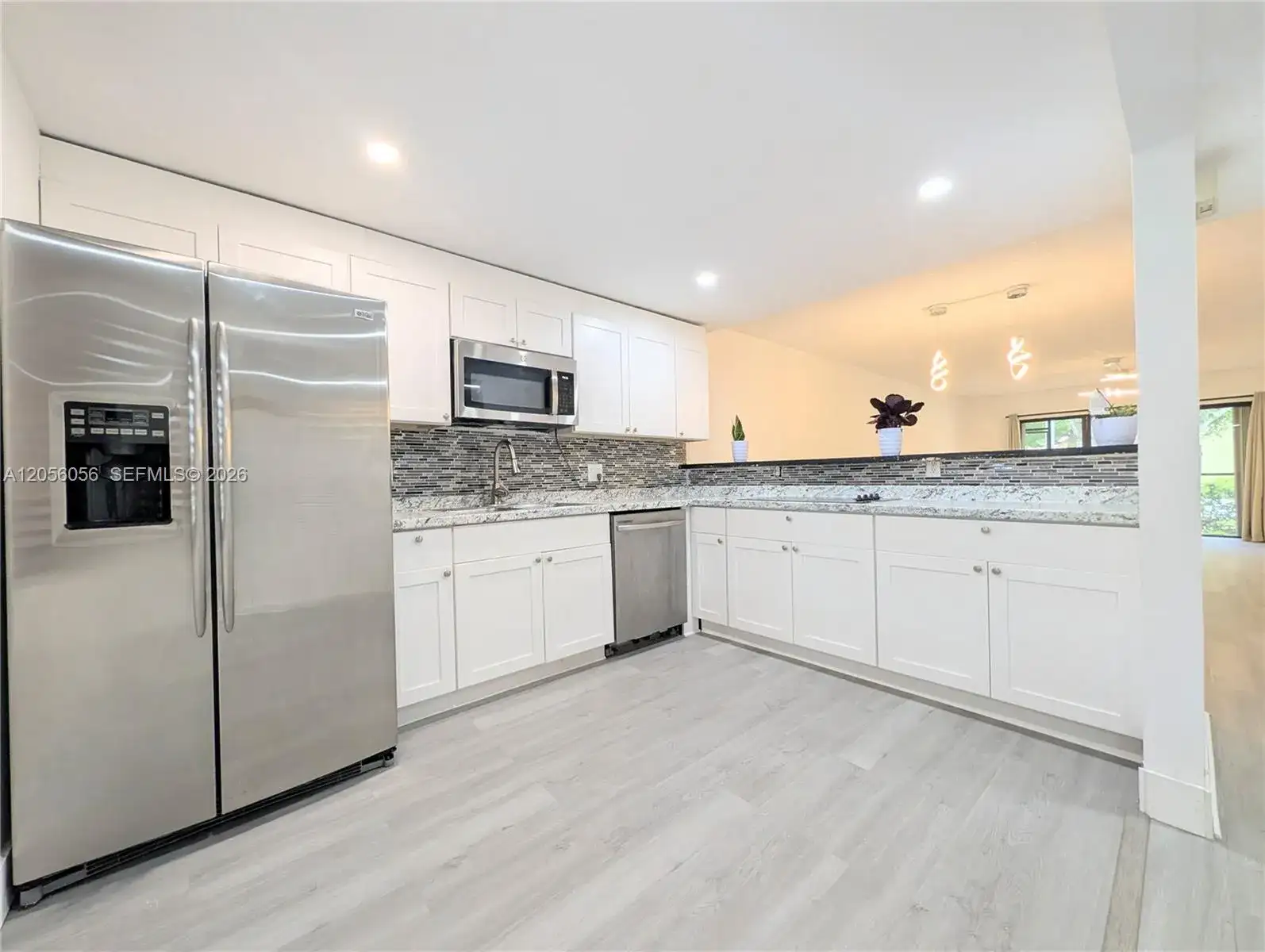 310 Lakeview Dr # 105, Weston FL 33326 photo 5