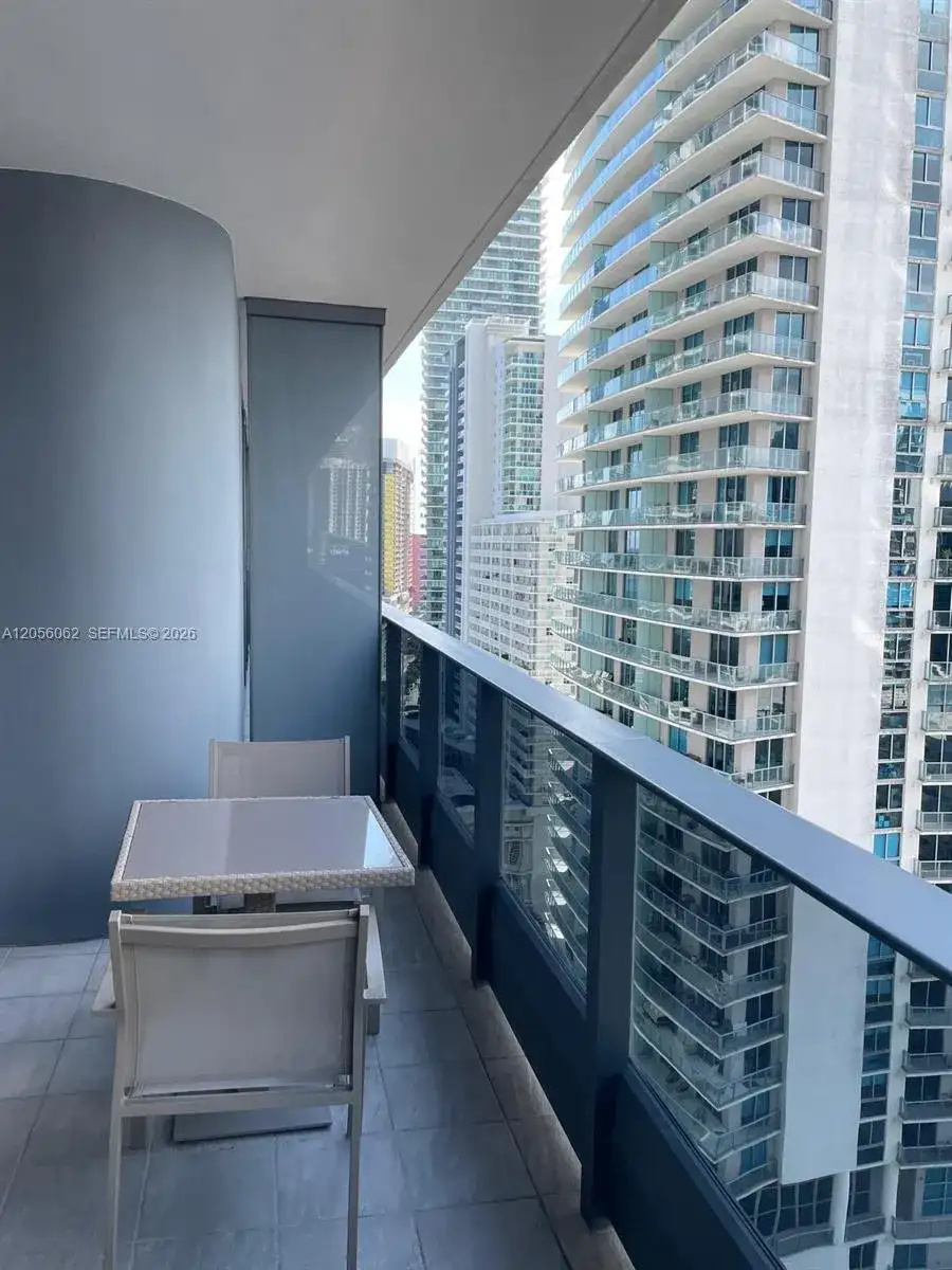 1000 Brickell Plaza # 2404, Miami FL 33131 photo 3